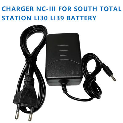 Universelles Ladegerät NC-III Batterieladegerät für die Südstation Li-30 LI-39Batterie Li-IonenBatterieladegerät NC-III Größe3.5*1.35mm